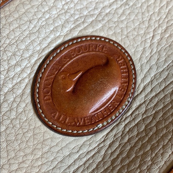 Vintage Dooney & Bourke crossbody purse - Picture 2 of 16